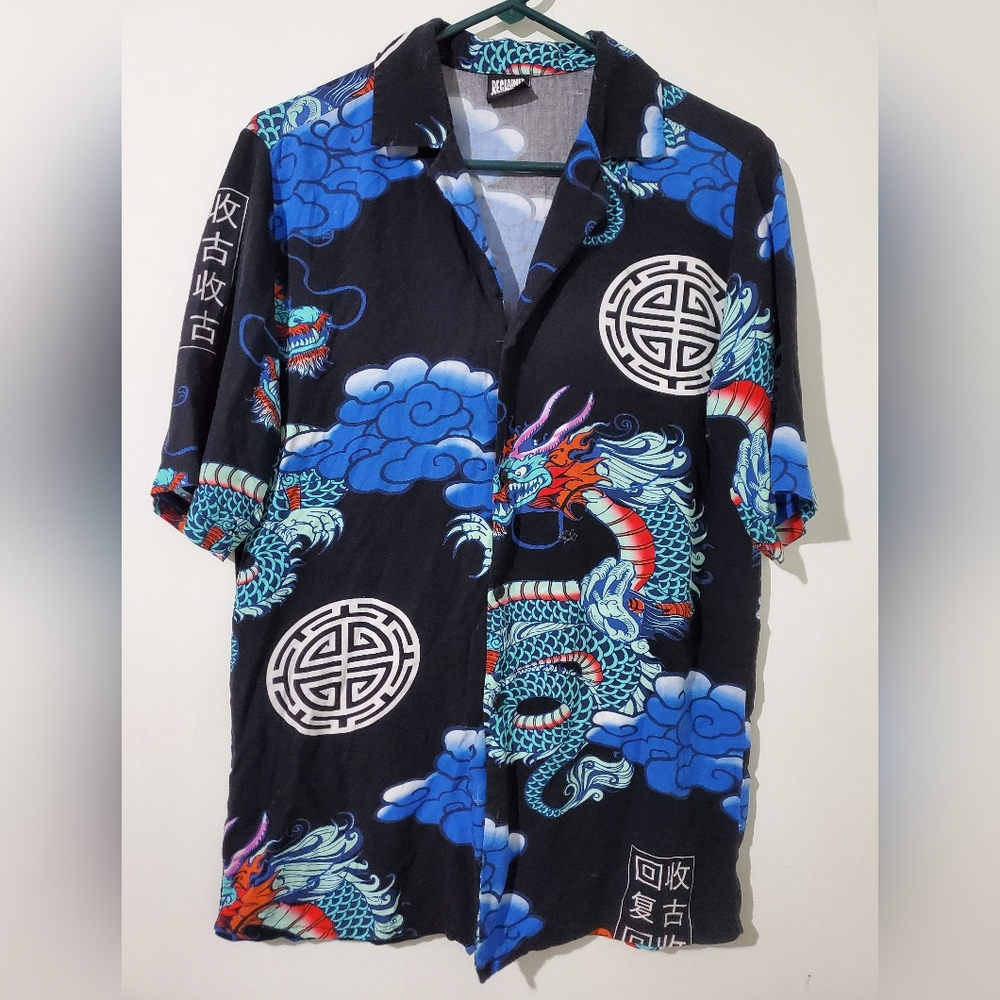 Reclaimed Vintage Dragon Print Viscose Camp Collar Shirt Black Streetwear S